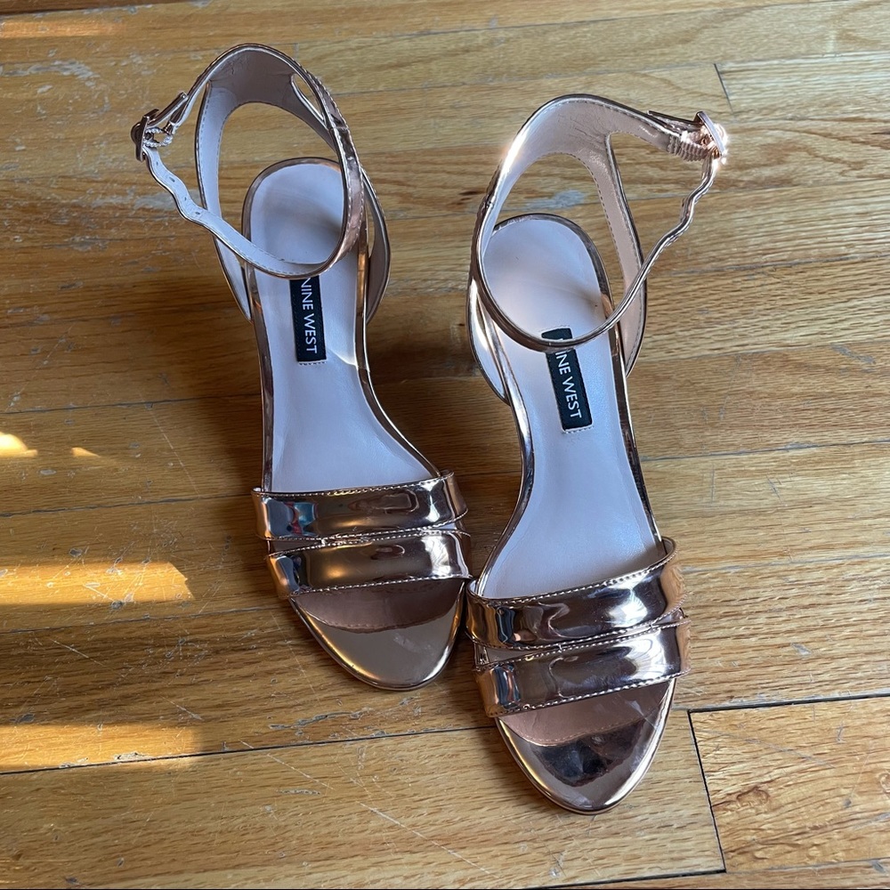 7M-Metallic Heels with ankle buckle and strap over top of foot. New, never used